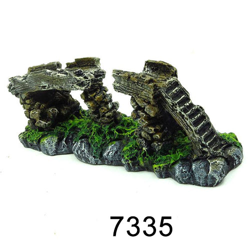 Aquarium simulation arch bridge landscape