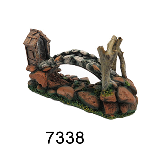 Aquarium simulation arch bridge landscape